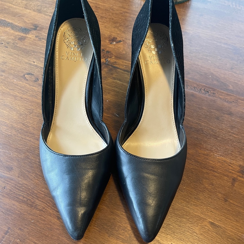 Vince Camuto Black D’Orsay Sexy Leather Heels Size 9.5